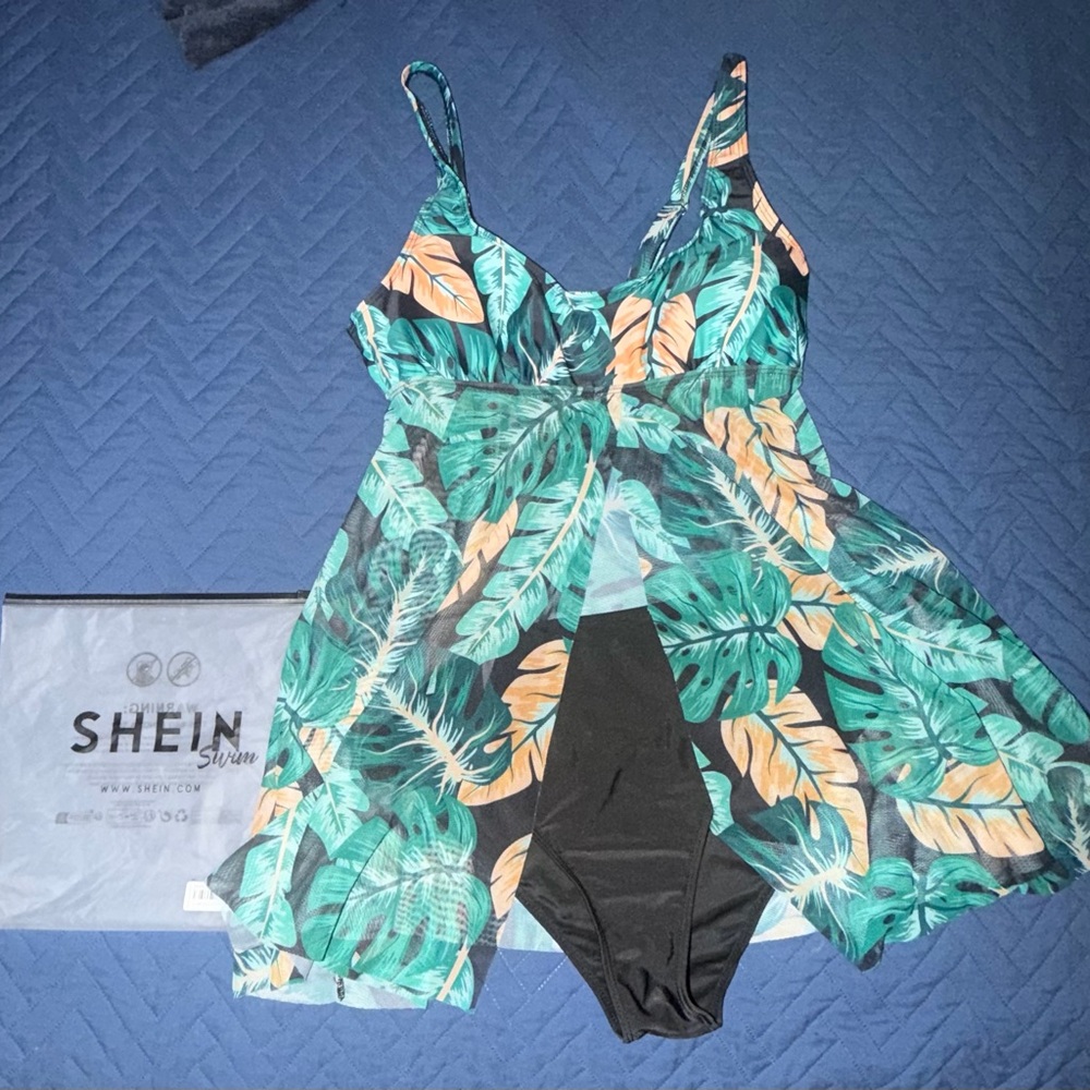 SHEIN Leaf Print Swim Dress in Green and Black
